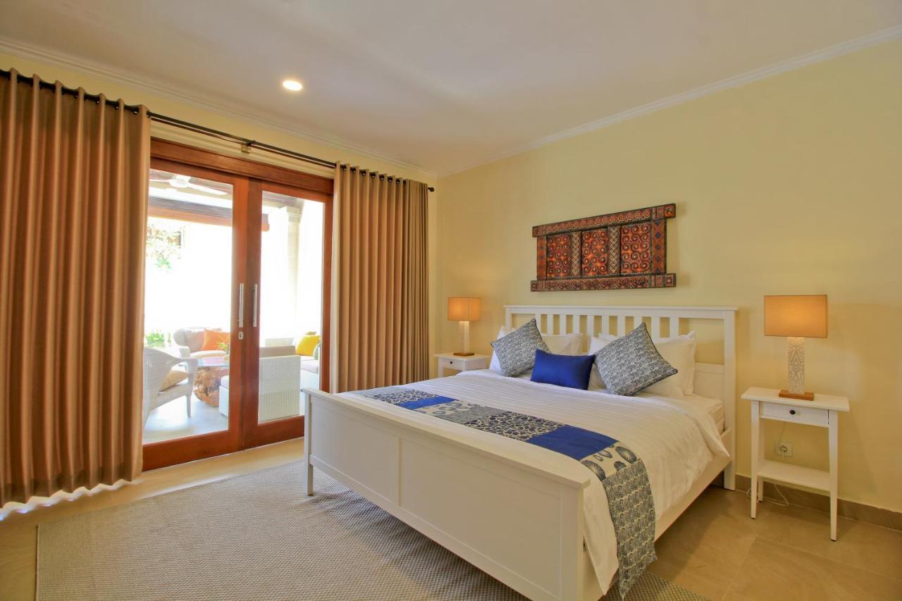 Uma Lima Villa Batu Belig - Close To The Beach Canggu Kültér fotó