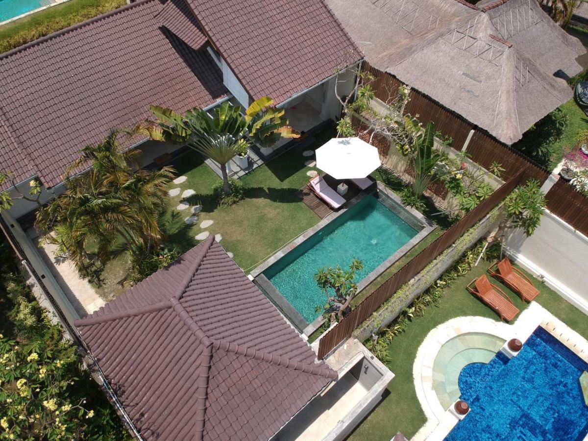 Uma Lima Villa Batu Belig - Close To The Beach Canggu Kültér fotó