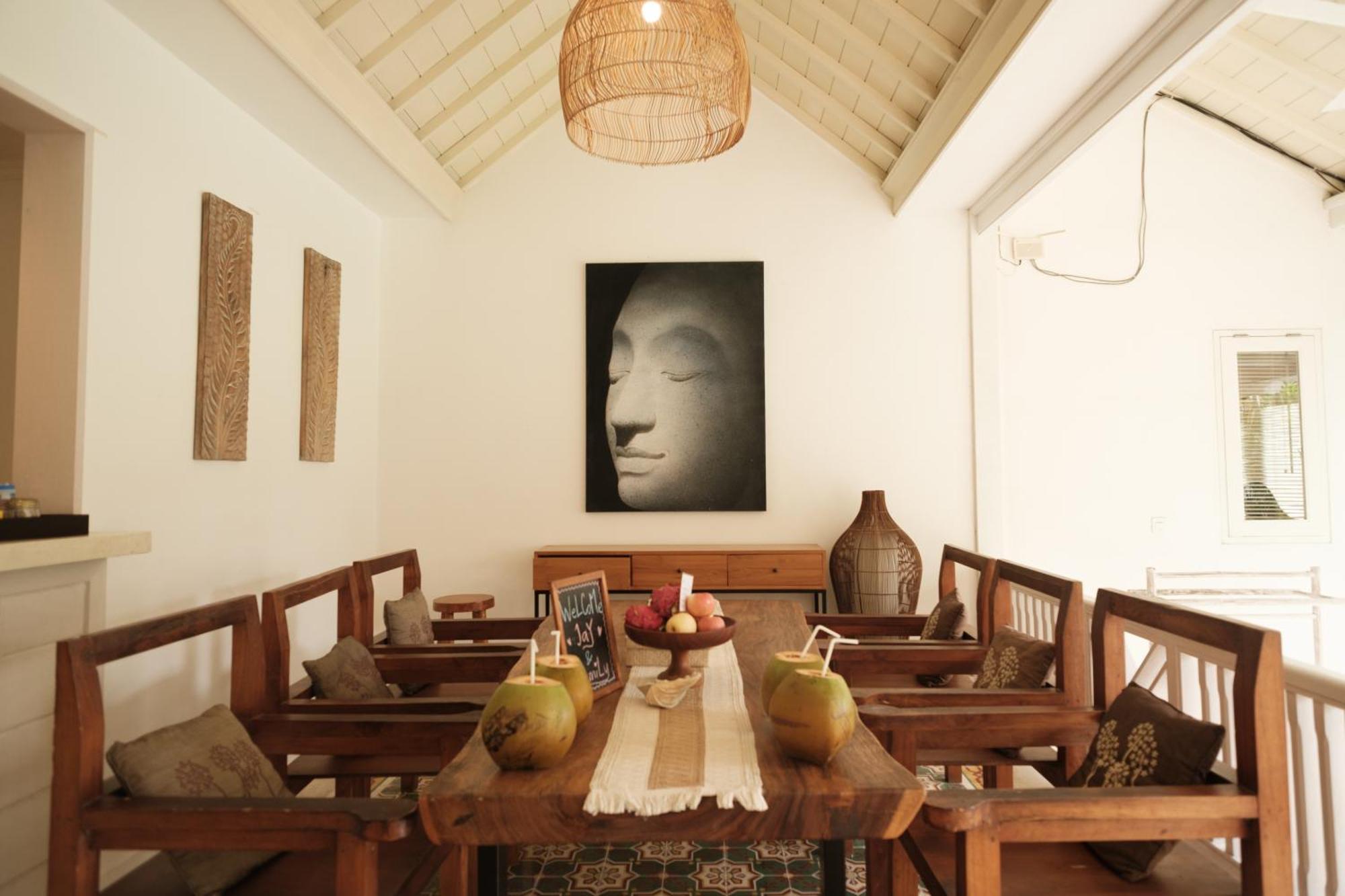 Uma Lima Villa Batu Belig - Close To The Beach Canggu Kültér fotó