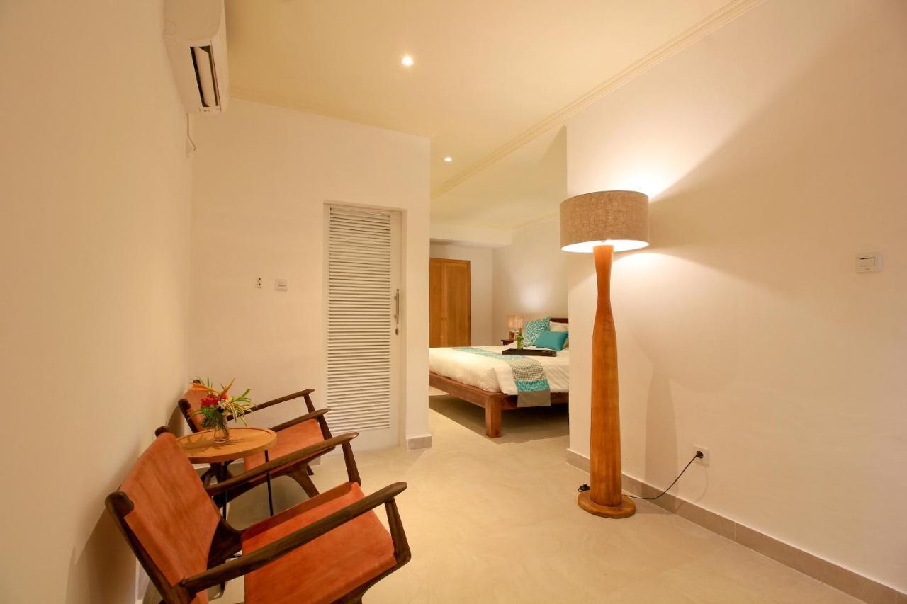 Uma Lima Villa Batu Belig - Close To The Beach Canggu Kültér fotó