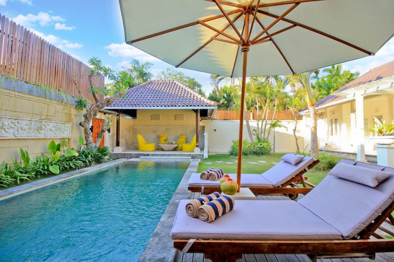 Uma Lima Villa Batu Belig - Close To The Beach Canggu Kültér fotó